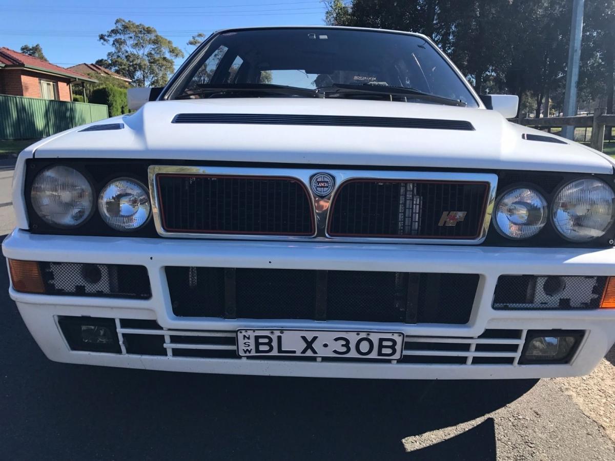 Lancia Delta Evo 1 integrale front grille.jpg