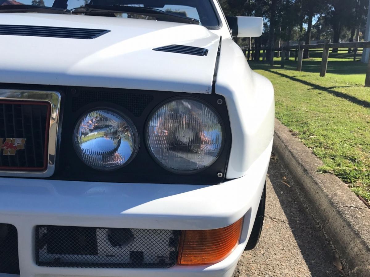 Lancia Delta Evo 1 integrale front lights.jpg