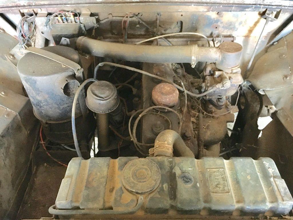 Land Rover 1957 series 1 engine bay.jpg