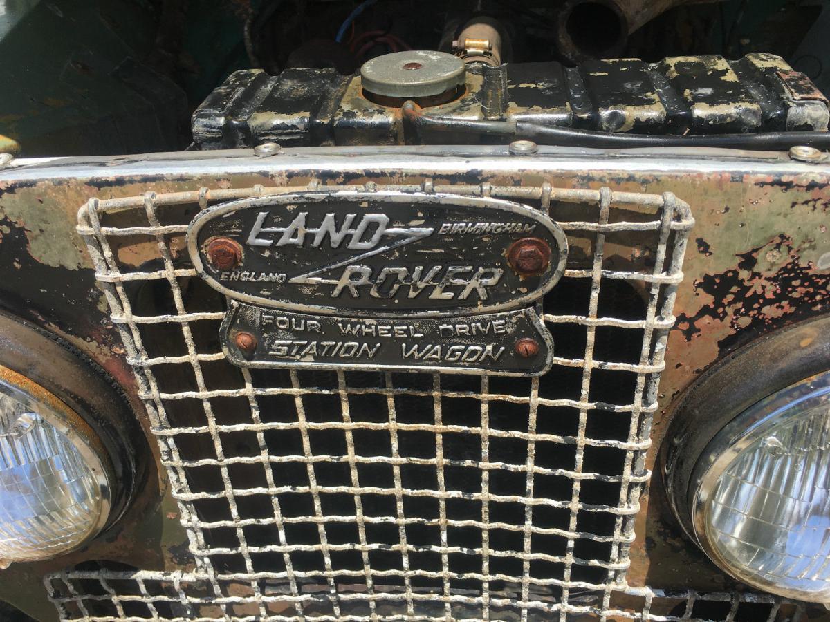 Land Rover Series 1 Wagon Front grille.jpg