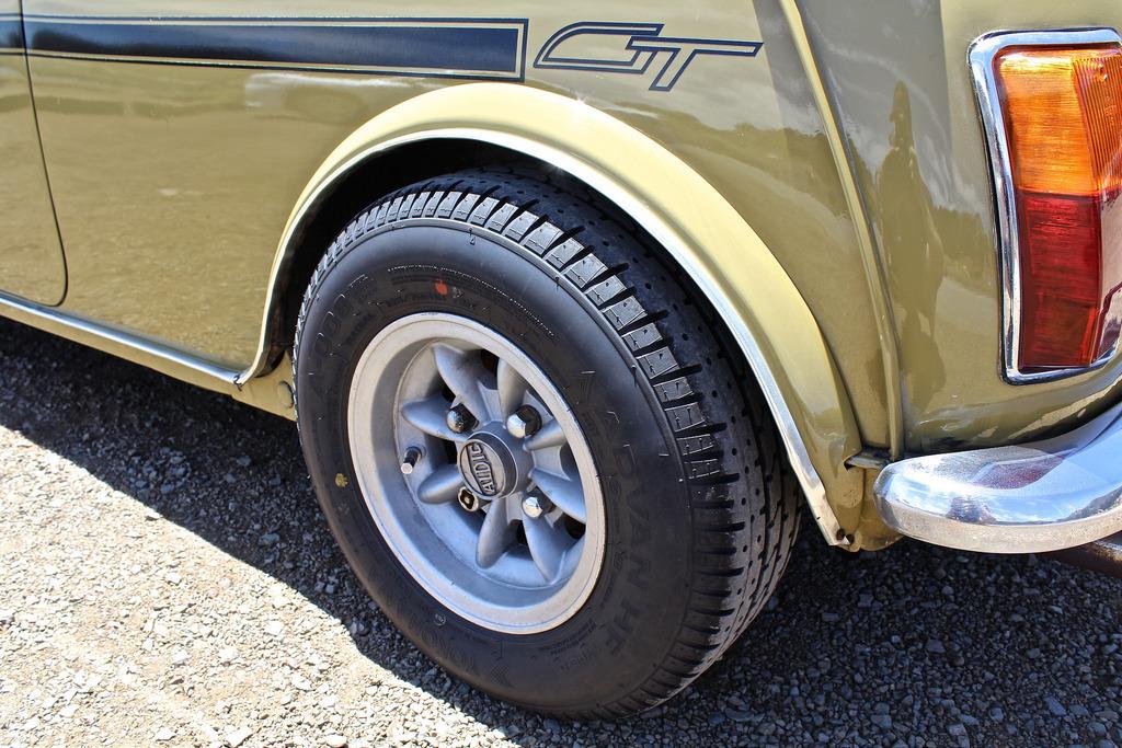 Leyland Mini CLubman GT 1973 Australia 1275 from California USA (10).jpg