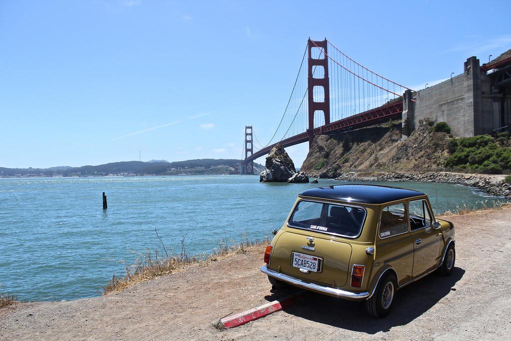 Leyland Mini CLubman GT 1973 Australia 1275 from California USA (21).jpg