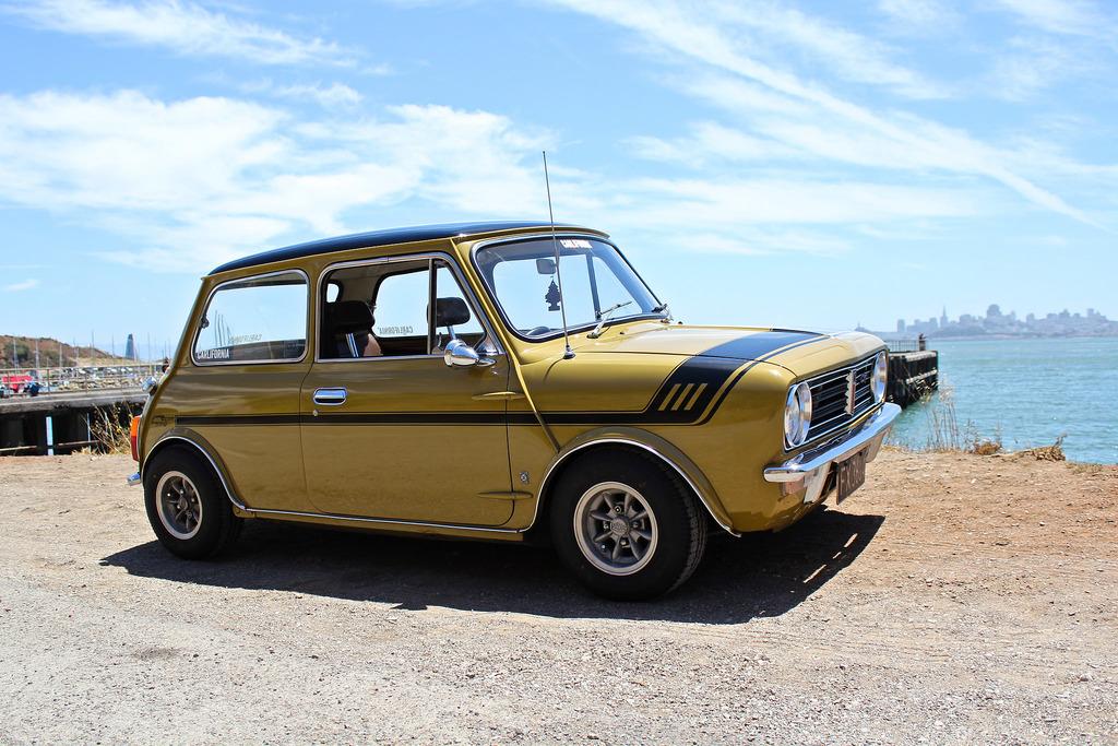 Leyland Mini CLubman GT 1973 Australia 1275 from California USA (25).jpg