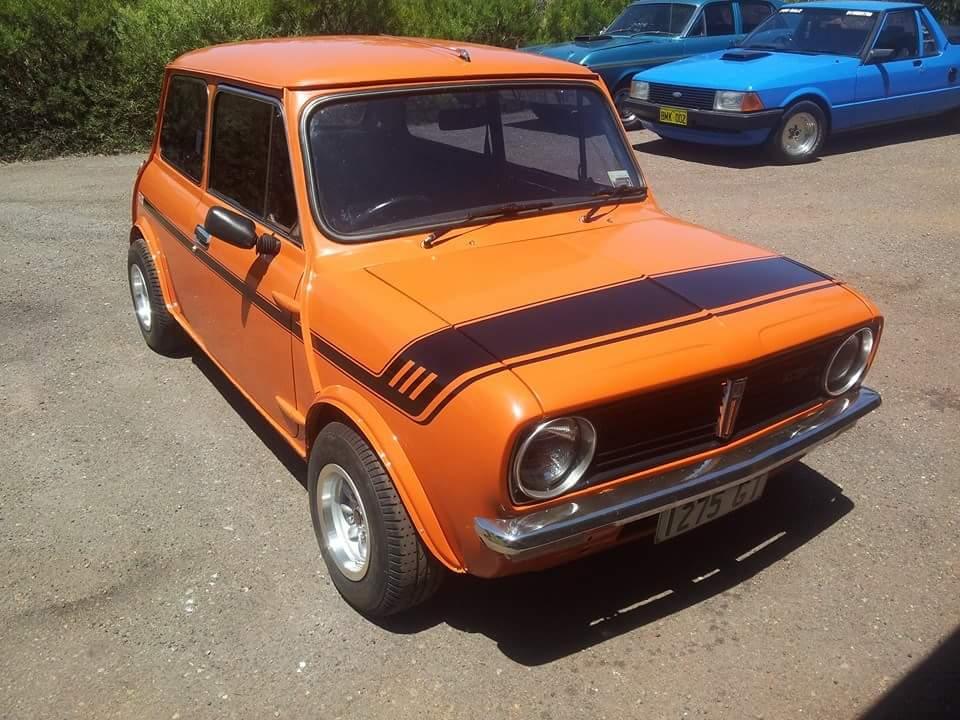 Leyland Mini Clubman GT Australia 1275 Cadiz Orange with stripes CR (3).jpg