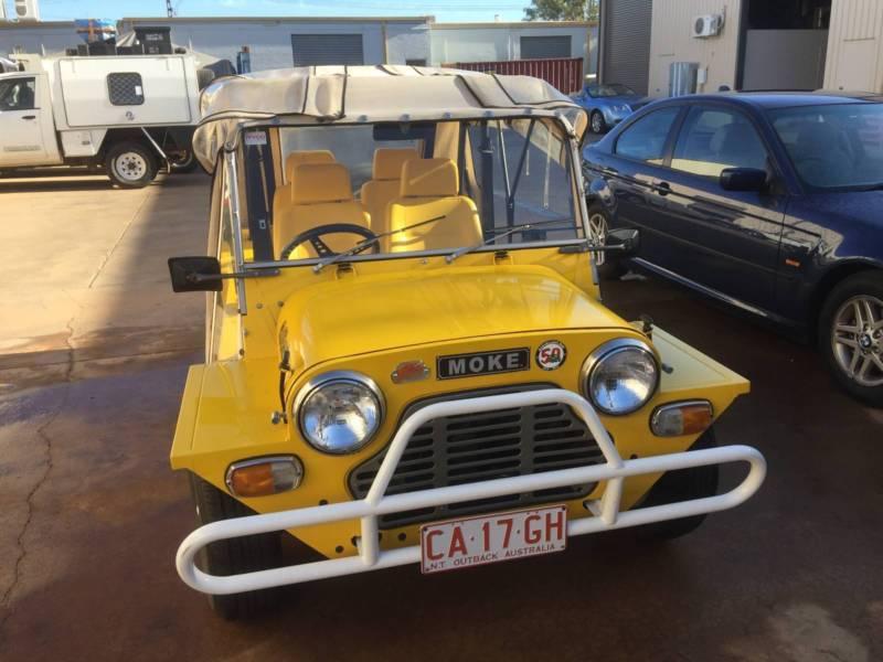 Leyland Mini Moke 1977 Yellow Devil (10).JPG