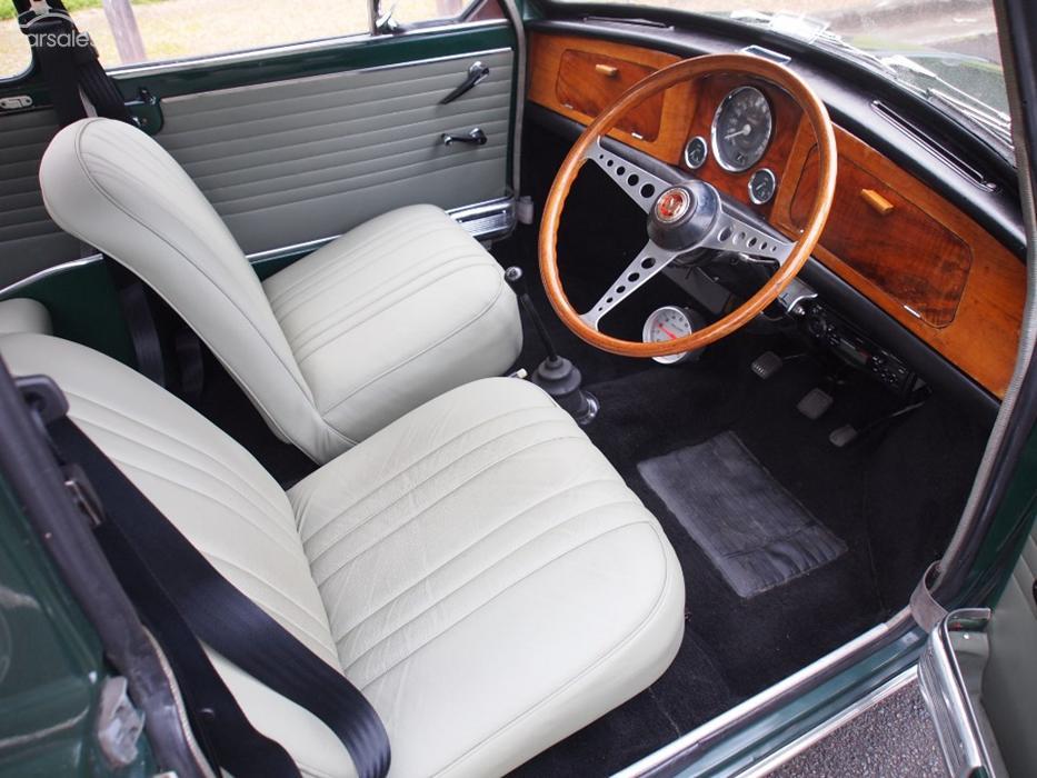 MK1 Mini Cooper S Australia interior images (3).jpg