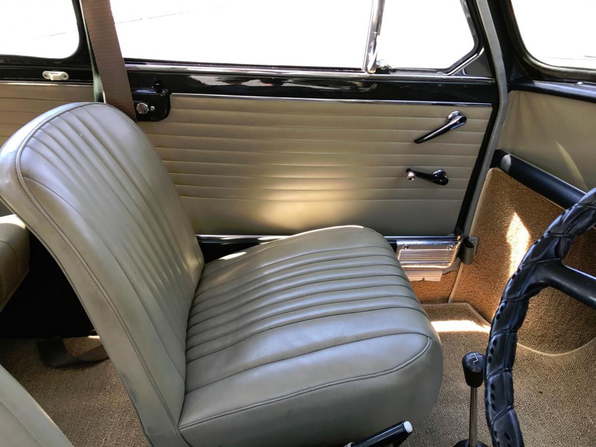 MK1 Morris Cooper S Australia Doeskin interior (7).jpg