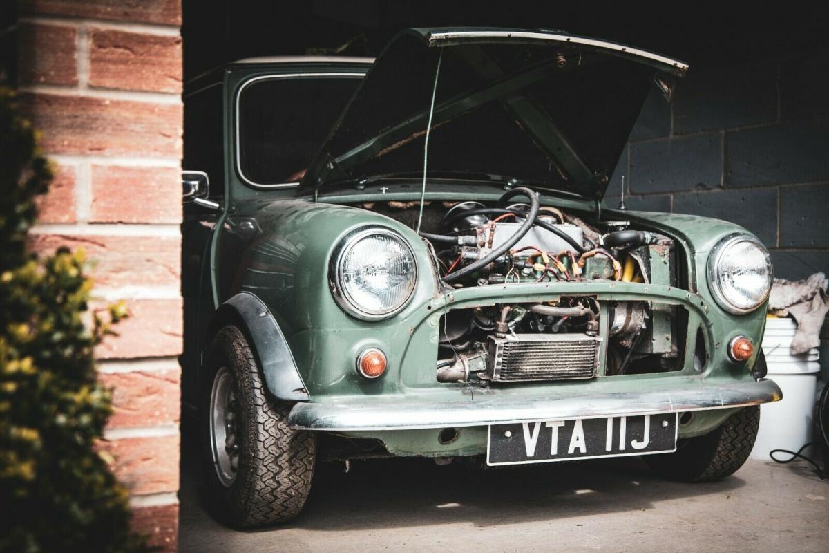 MK3 Mini Cooper S 1971 Almond Green images UK 2021 (7).jpg