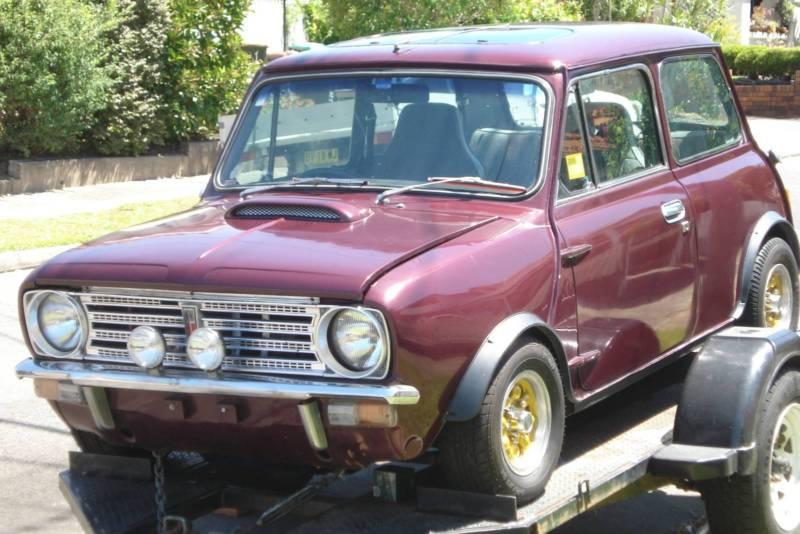 Maroon 1977 Leyland Mini LS 998 converted to 1275 (1).JPG