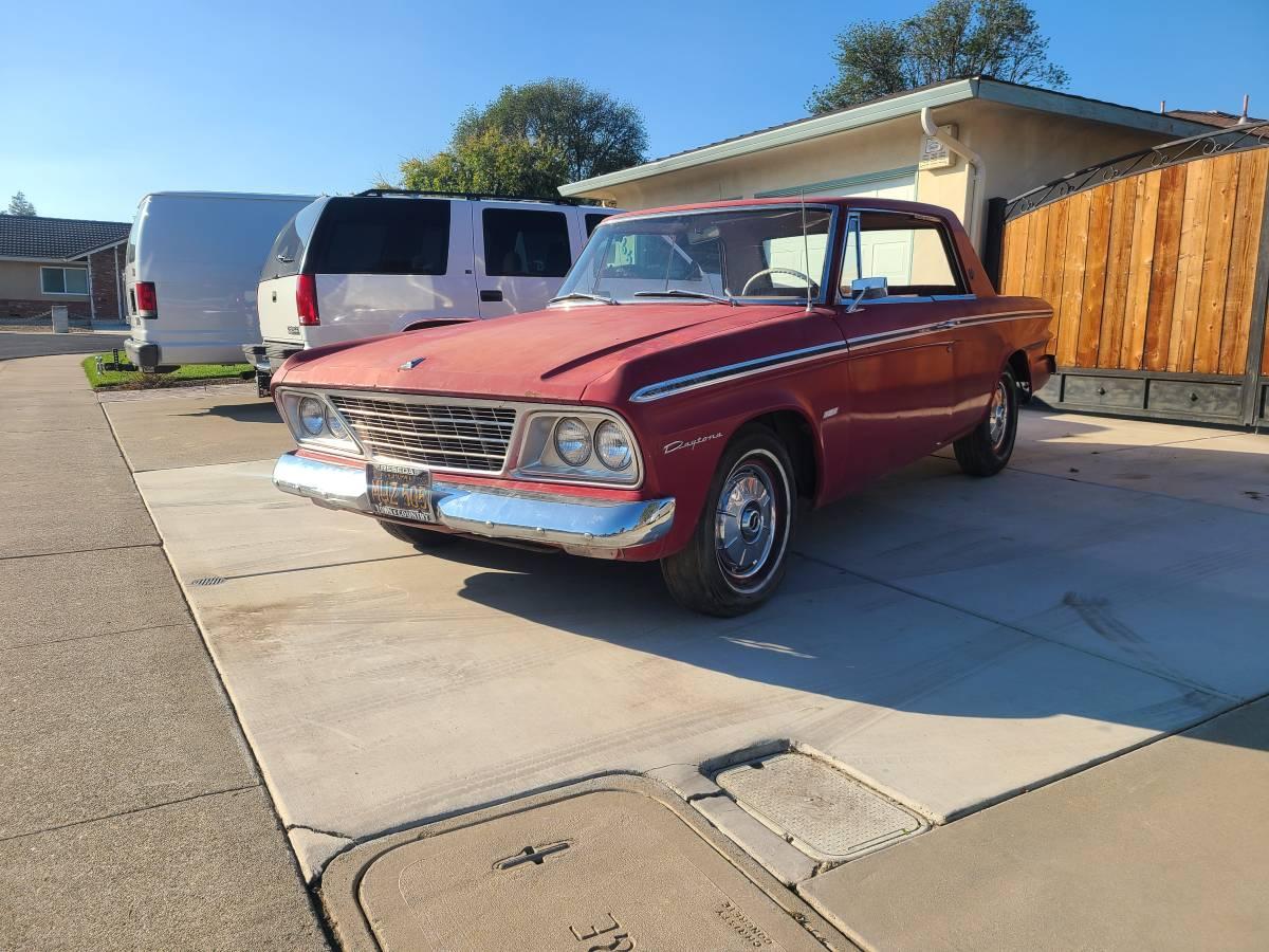 Maroon Studebaker Daytona hardtop 1964 unrestored images (2).jpg