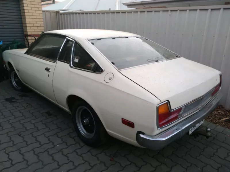 Mazda 121 Coupe Cosmo 1977 white image (3).png