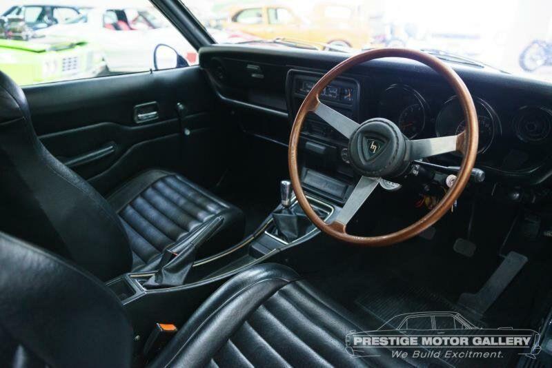 Mazda Savanna RX3 front interior.jpg