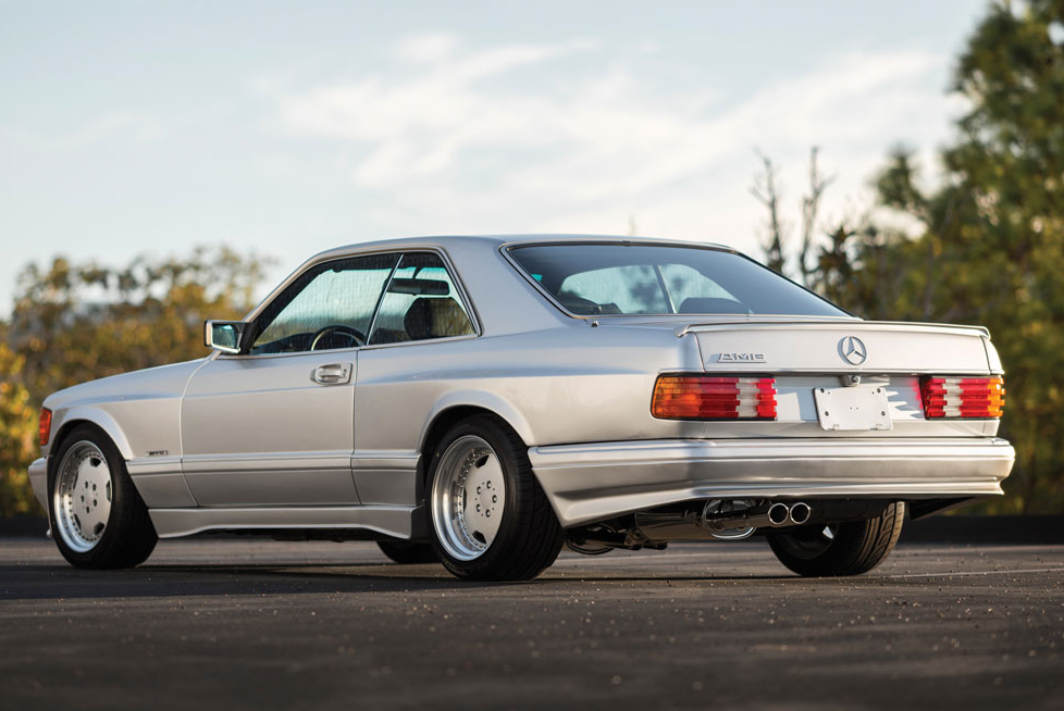 Mercedes 560 SEC 6.0 AMG Widebody Silver 1.png