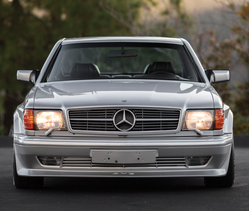 Mercedes 560 SEC 6.0 AMG Widebody Silver 3.png