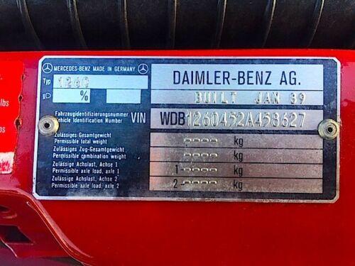 Mercedes 560SEC C126 classic Signal red over burgundy images (10).jpg