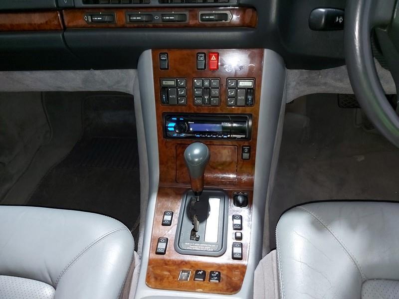 Mercedes Blue-black S500 coupe C140 W140 coupe (12).jpg