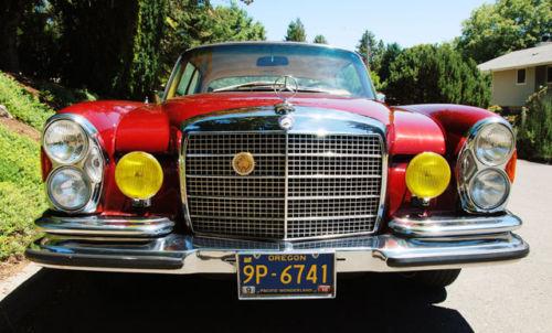 Mercedes W111 280SE Coupe front grille.jpg