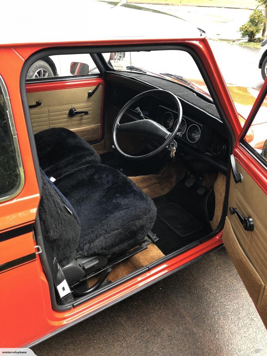 Mini 1275 GT interior images NZ stripe cloth (5).jpg