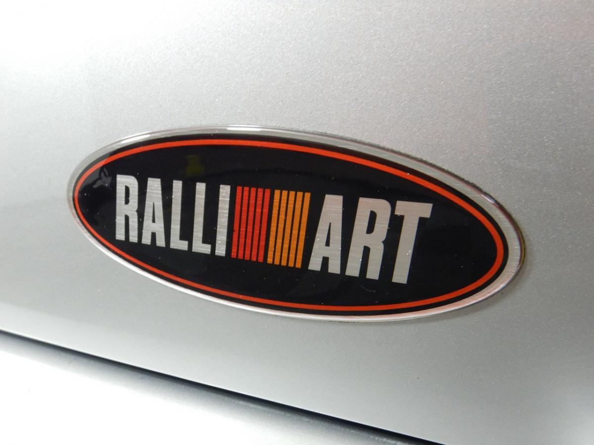 Mitsubishi Magna Ralliart badges images (2).jpg