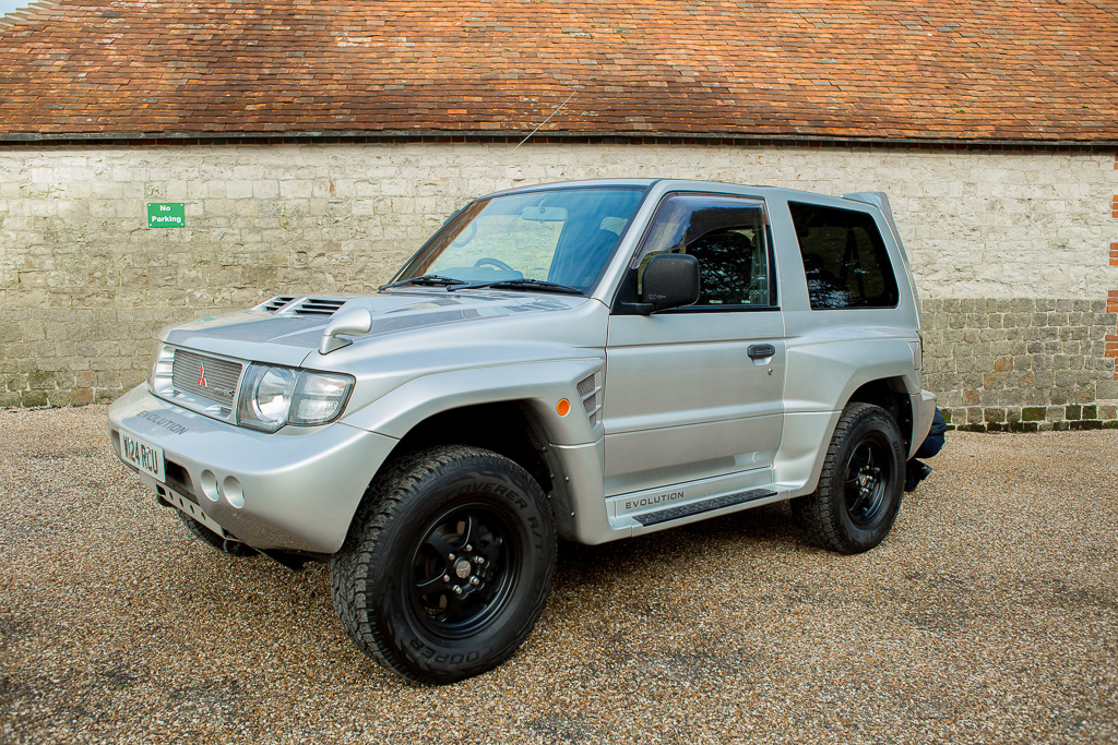 Mitsubishi Pajero Evolution (6).png