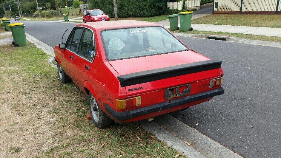 Monza Red Australian RS2000 Escort sedan 2019 (9).jpg