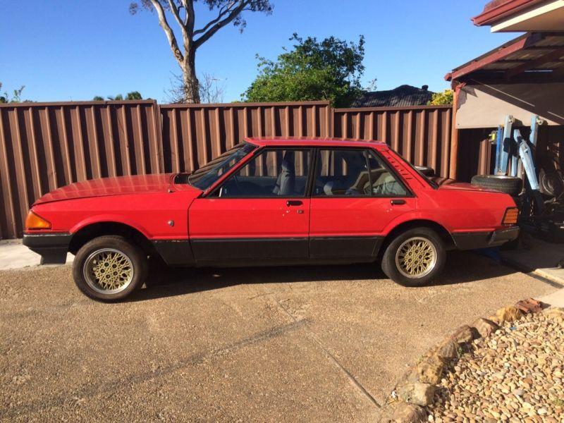 Monza Red over Charcoal Ford XE ESP 1982 model, 6 cylinder carby (9).JPG