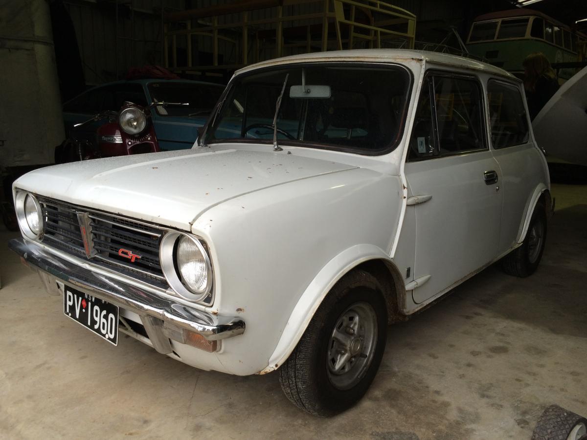 Morris Mini Clubman GT 1972 ex-police vehicle Australia (30).JPG