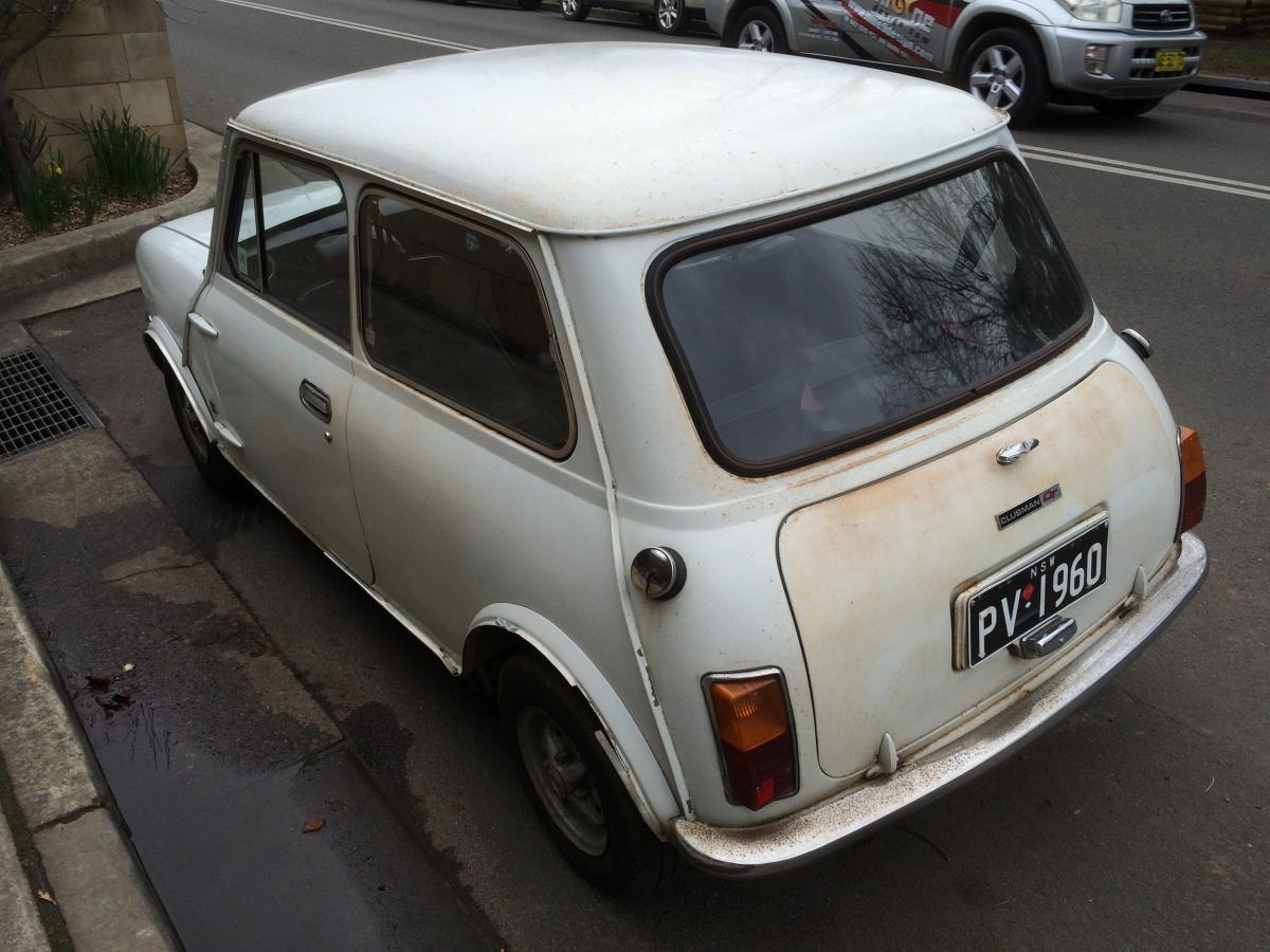 Morris Mini Clubman GT 1972 ex-police vehicle Australia (8).JPG