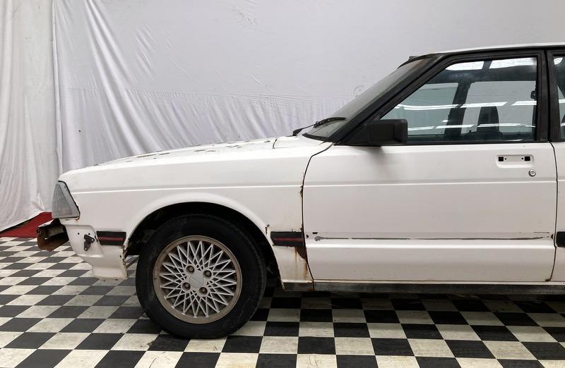 Nissan Bluebird 80s TRX images white (10).jpg