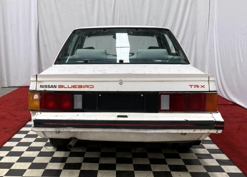 Nissan Bluebird 80s TRX images white (5).jpg