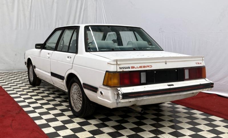 Nissan Bluebird 80s TRX images white (6).jpg