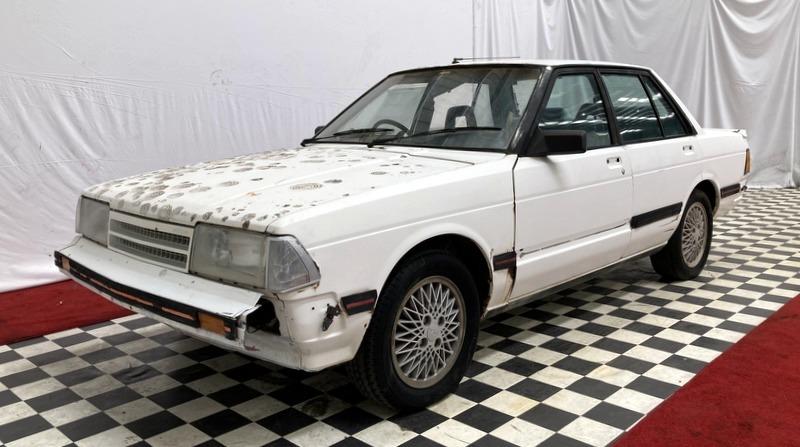 Nissan Bluebird 80s TRX images white (8).jpg