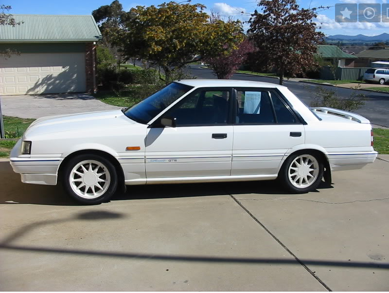 Nissan Skyline GTS1 Australia number 34 of 200 (4).png