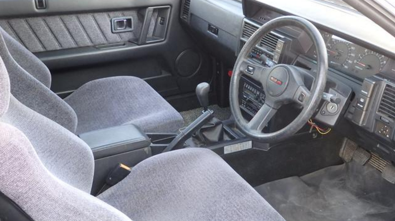 Nissan Skyline R31 GTS-R 1987 grey interior japan 2016 (2).png