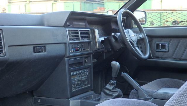 Nissan Skyline R31 GTS-R 1987 grey interior japan 2016 (5).png