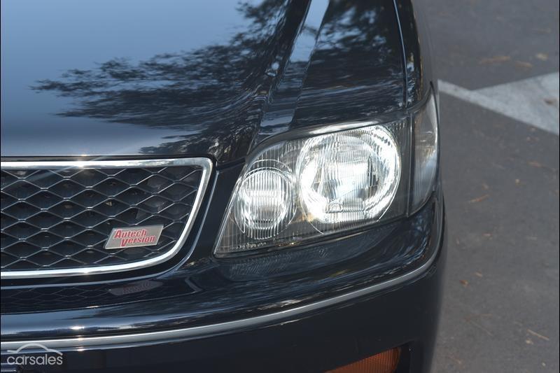 Nissan Stagea 260RS Bluish Black Pearl 1998 series 1 GTR wagon (17).jpg