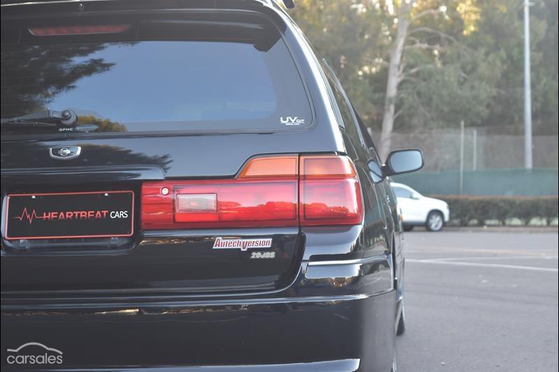 Nissan Stagea 260RS Bluish Black Pearl 1998 series 1 GTR wagon (39).jpg