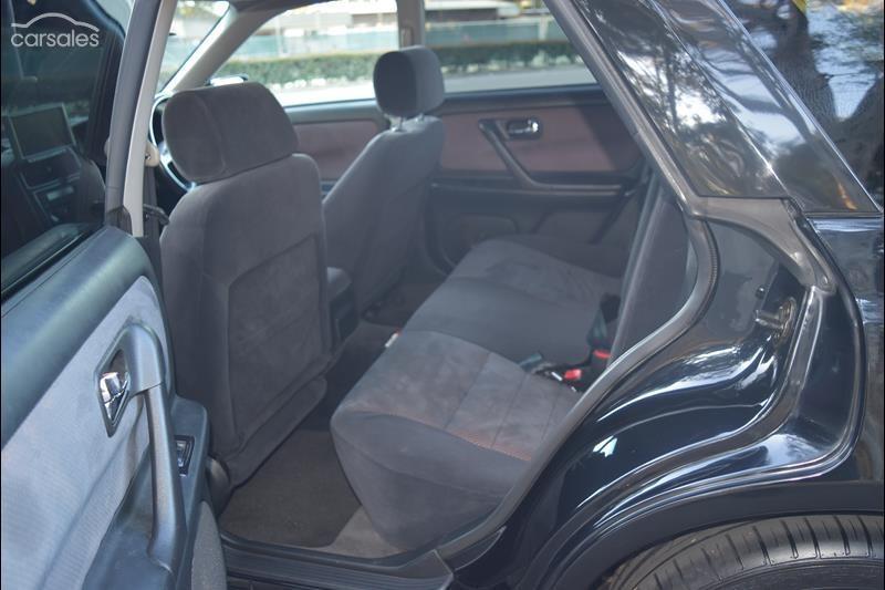 Nissan Stagea 260RS Bluish Black Pearl 1998 series 1 GTR wagon (4).jpg
