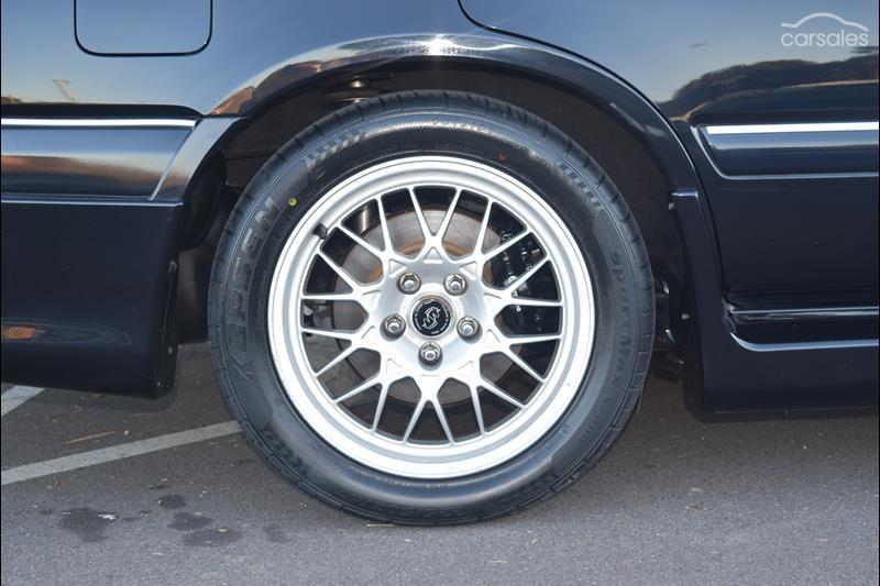 Nissan Stagea 260RS Bluish Black Pearl 1998 series 1 GTR wagon (6).jpg