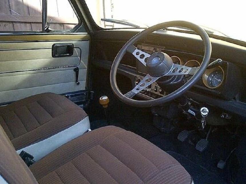 Nugget Gold 1275LS - Car 1 (8).jpg