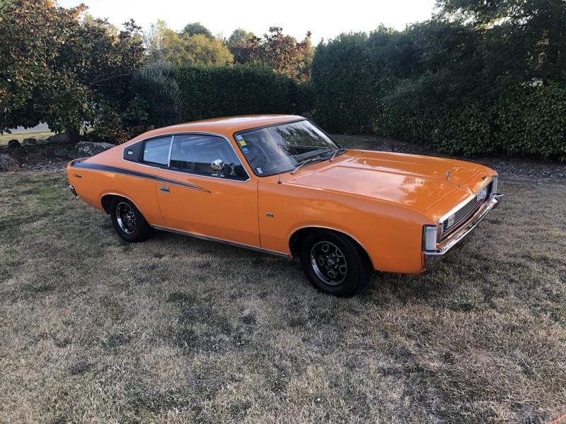 Orange 1971 Valiant Charger 770 6 cylinder images (11).jpg