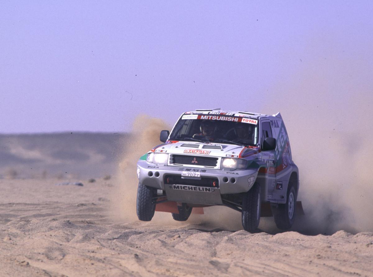 Pajero Dakar rally 1 evolution.jpeg