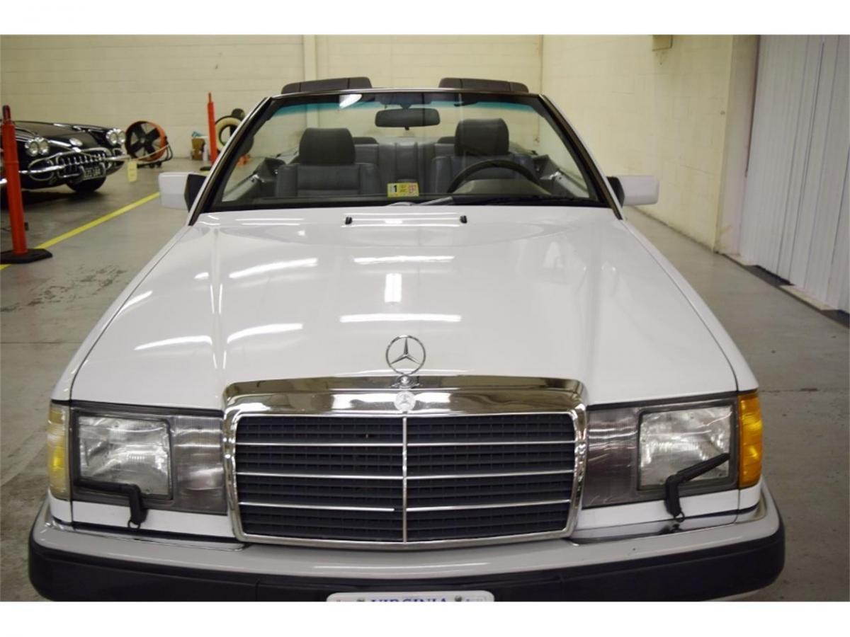 Pictures of 1993 Mercedes W124 Arctic White 300CE cabriolet (1).jpg