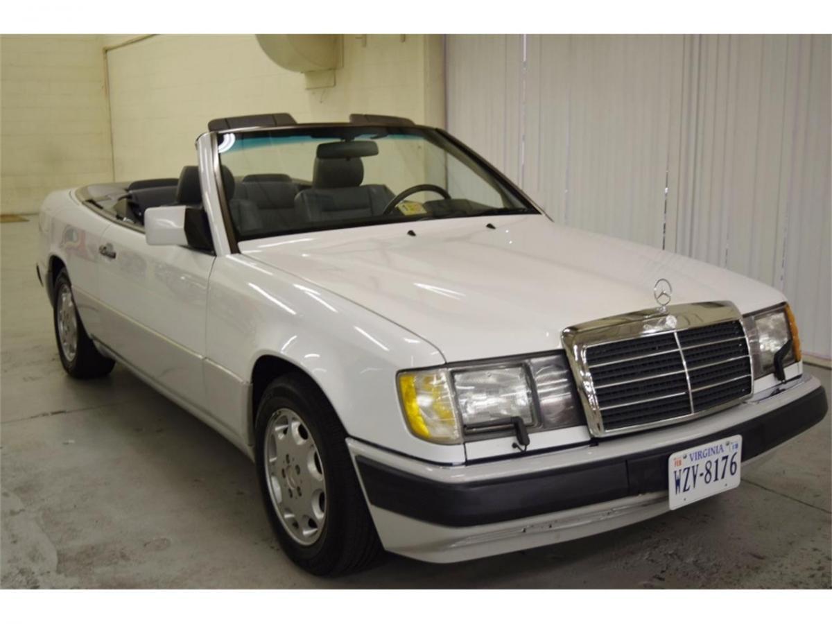 Pictures of 1993 Mercedes W124 Arctic White 300CE cabriolet (2).jpg