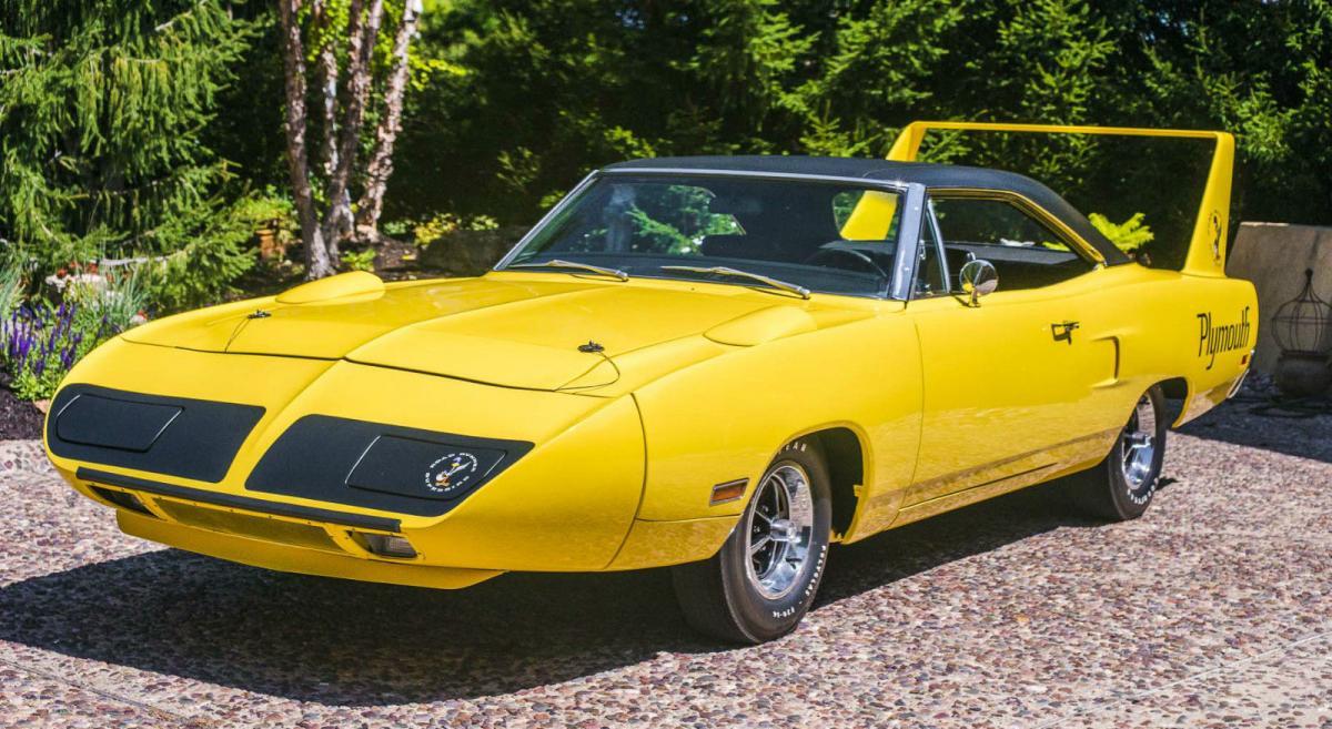 Plymouth Superbird.jpg