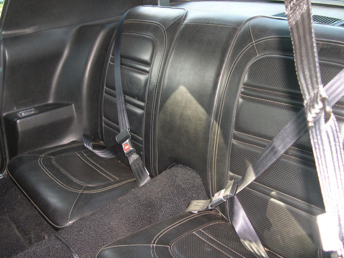 Pontiac Firebird 455 rear seats.jpg