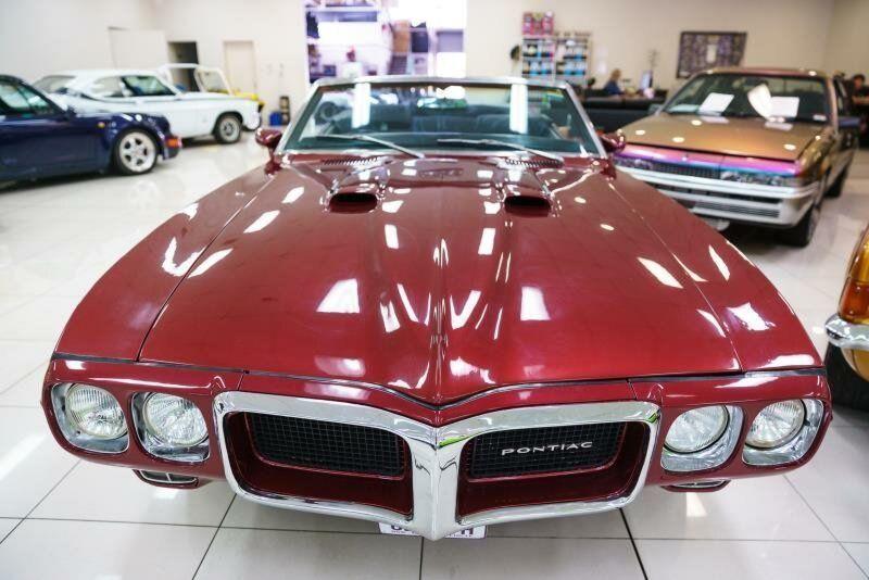 Pontiac Firebird front grille.jpg