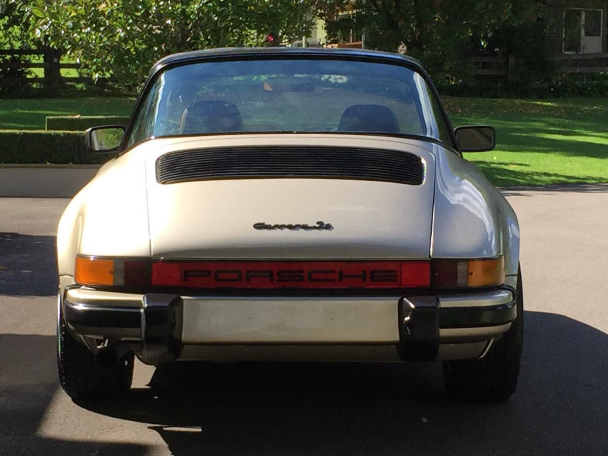 Porsche 911 Carerra Targa rear.jpg