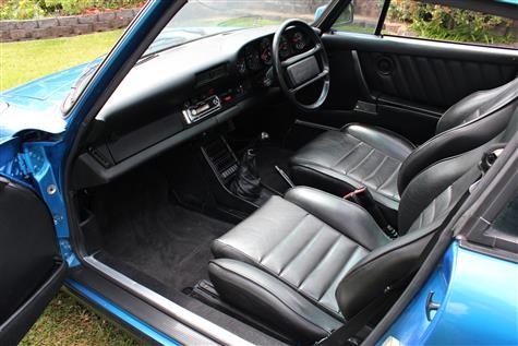 Porsche 930 Turbo Dashboard.jpg