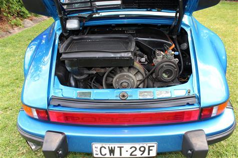 Porsche 930 Turbo Engine bay.jpg